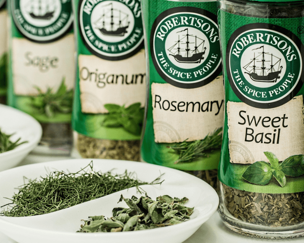 picture of herbs and spices 